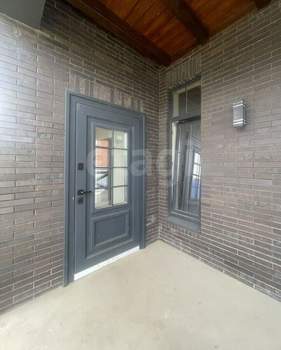 Дом 180м&sup2;, 1-этажный, участок 6 сот.  