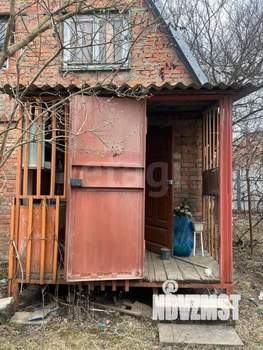 Дом 64м², 2-этажный, участок 6 сот.  