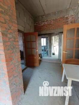 Коттедж 310м&sup2;, 2-этажный, участок 6 сот.  