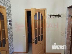 Дом 100м², 2-этажный, участок 6 сот.  