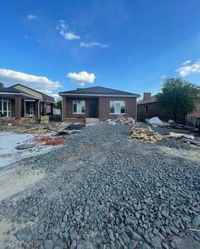 Дом 130м&sup2;, 1-этажный, участок 5 сот.  