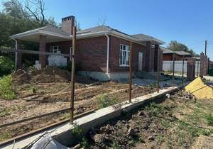 Дом 130м&sup2;, 1-этажный, участок 6 сот.  