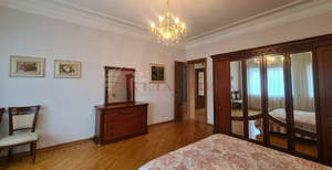 Дом 505м&sup2;, 3-этажный, участок 9 сот.  