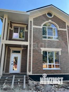 Дом 184м², 2-этажный, участок 3 сот.  