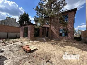 Дом 200м&sup2;, 2-этажный, участок 3 сот.  