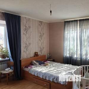 Дом 180м&sup2;, 2-этажный, участок 7 сот.  