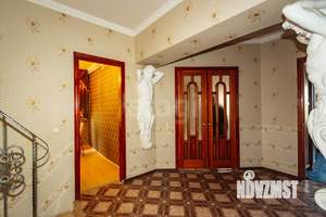 Дом 398м², 4-этажный, участок 5 сот.  