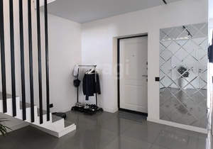 Дом 123м&sup2;, 2-этажный, участок 3 сот.  