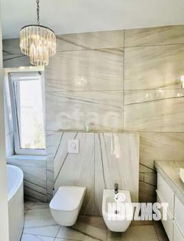 Дом 100м&sup2;, 2-этажный, участок 3 сот.  