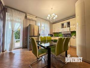 Дом 160м², 2-этажный, участок 3 сот.  