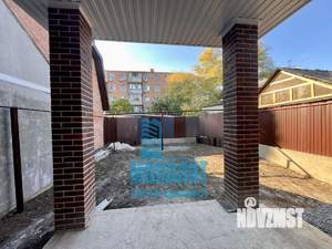 Дом 133м&sup2;, 2-этажный, участок 3 сот.  