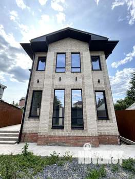 Дом 200м&sup2;, 2-этажный, участок 3 сот.  