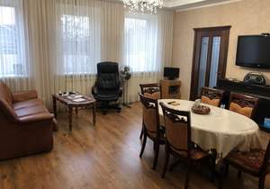 Дом 140м², 2-этажный, участок 5 сот.  