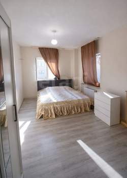 Дом 136м&sup2;, 2-этажный, участок 6 сот.  