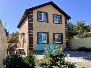 Дом 100м², 2-этажный, участок 3 сот.  