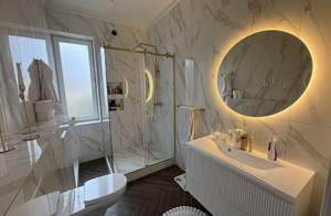 Дом 200м&sup2;, 2-этажный, участок 3 сот.  