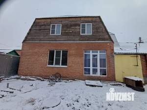 Дом 180м&sup2;, 2-этажный, участок 4 сот.  