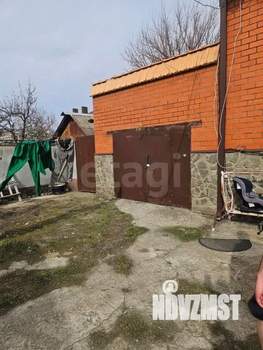 Дом 360м², 2-этажный, участок 6 сот.  