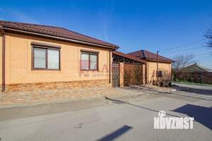 Дом 210м², 1-этажный, участок 4 сот.  