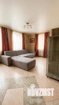 Дом 115м&sup2;, 2-этажный, участок 3 сот.  