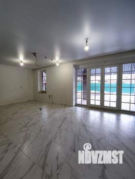 Дом 450м², 3-этажный, участок 5 сот.  