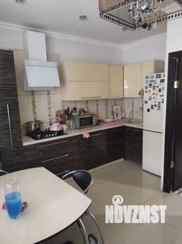 Дом 150м², 2-этажный, участок 5 сот.  