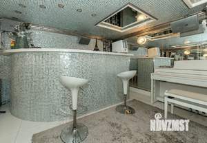 Дом 208м², 2-этажный, участок 6 сот.  