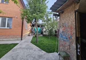 Дом 231м&sup2;, 2-этажный, участок 5 сот.  