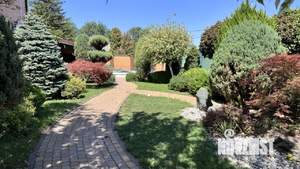 Дом 153м&sup2;, 2-этажный, участок 6 сот.  