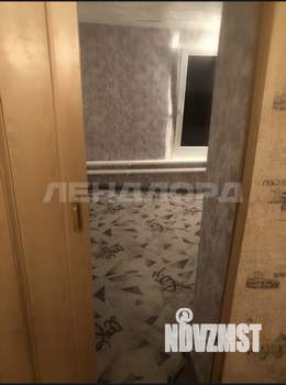 Дом 30м&sup2;, 2-этажный, участок 1 сот.  