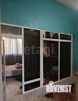 Дом 680м&sup2;, 2-этажный, участок 14 сот.  