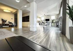 Дом 374м&sup2;, 2-этажный, участок 7 сот.  