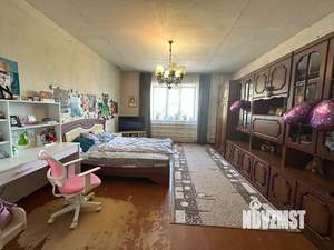 Дом 290м², 2-этажный, участок 13 сот.  