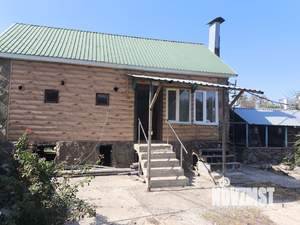 Дом 70м&sup2;, 2-этажный, участок 6 сот.  