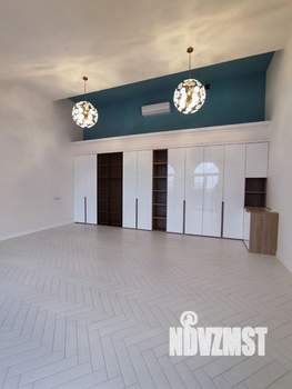 Дом 450м², 3-этажный, участок 5 сот.  