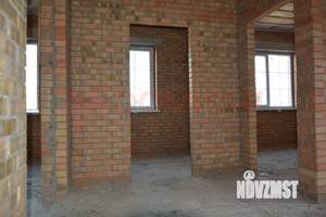 Дом 150м&sup2;, 2-этажный, участок 3 сот.  