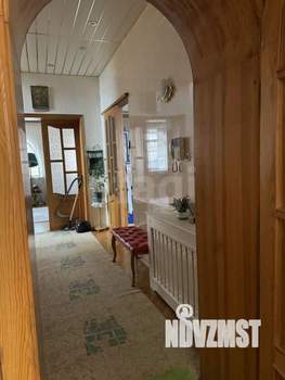 Дом 300м&sup2;, 3-этажный, участок 3 сот.  