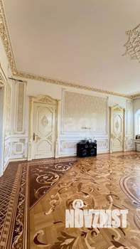 Дом 428м&sup2;, 2-этажный, участок 6 сот.  