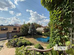 Дом 240м&sup2;, 2-этажный, участок 6 сот.  