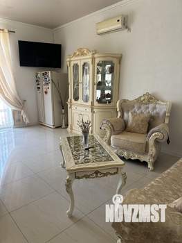 Дом 145м&sup2;, 2-этажный, участок 3 сот.  