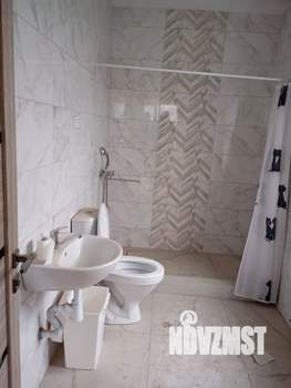 Дом 240м², 2-этажный, участок 6 сот.  