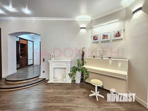 Дом 205м², 2-этажный, участок 9 сот.  