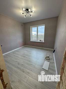 Дом 100м&sup2;, 1-этажный, участок 5 сот.  