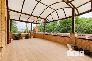 Дом 455м², 3-этажный, участок 12 сот.  