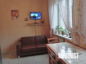 Дом 98м&sup2;, 2-этажный, участок 6 сот.  