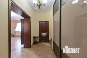 Дом 285м², 2-этажный, участок 3 сот.  