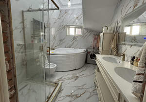 Дом 550м&sup2;, 3-этажный, участок 6 сот.  