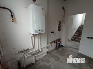 Дом 165м&sup2;, 2-этажный, участок 4 сот.  