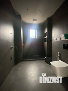 Дом 180м², 2-этажный, участок 6 сот.  