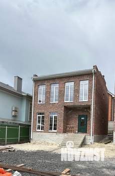 Дом 160м&sup2;, 2-этажный, участок 3 сот.  